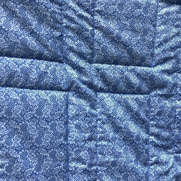 NWT. Hand Crafted Lap Quilt Tana Lawn Fbrics - Picture 13 of 16